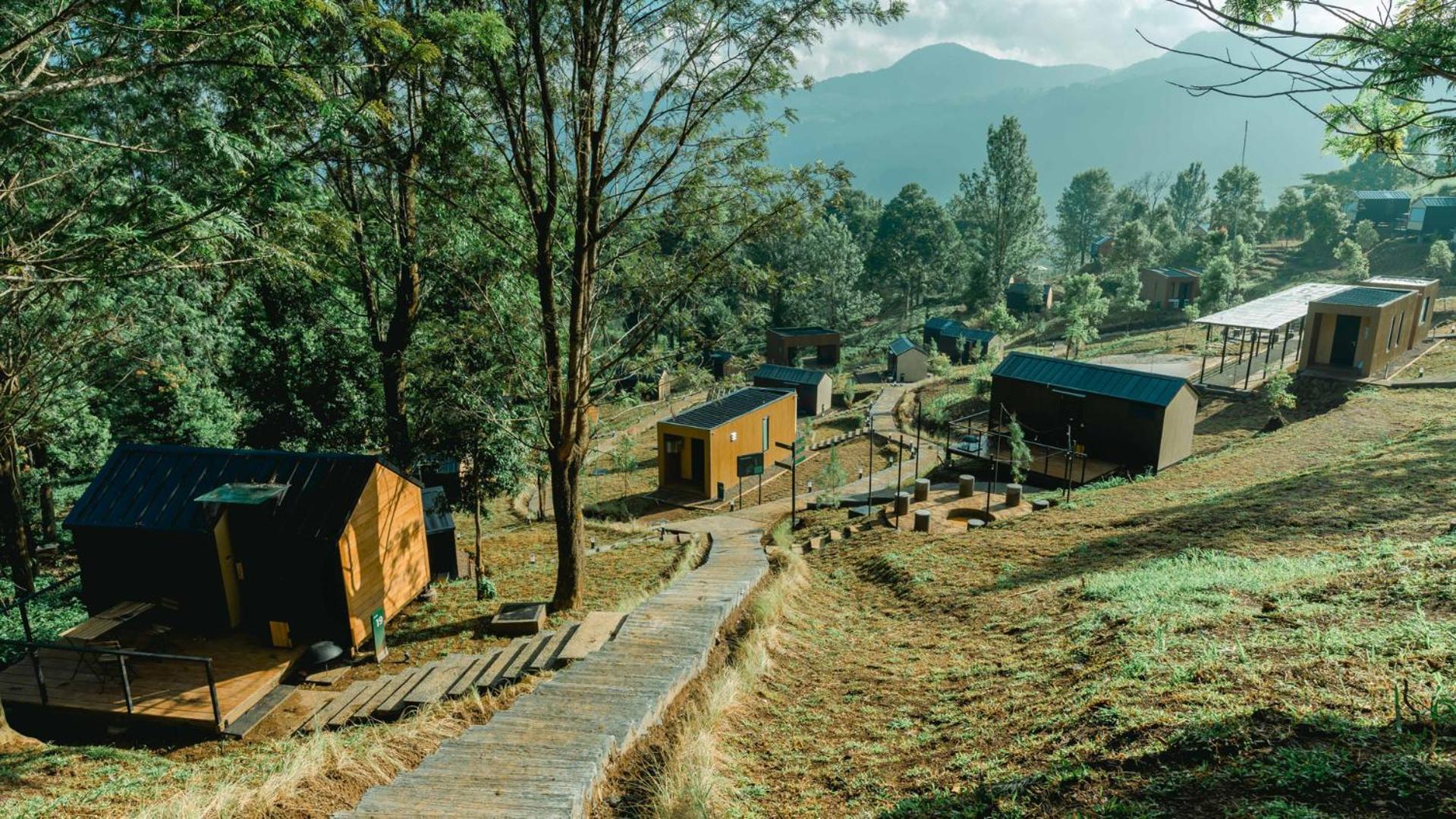 Bobocabin Gunung Mas, Puncak Tagalbato Exterior foto
